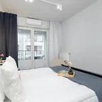 Daire Slusarska Modern With Balcony & Parking Cracow Zablocie By Renters Prestige Krakow