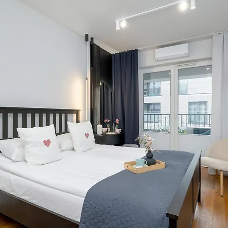 Daire Slusarska Modern With Balcony & Parking Cracow Zablocie By Renters Prestige *