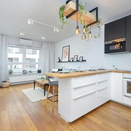 Slusarska Modern With Balcony & Parking Cracow Zablocie By Renters Prestige *