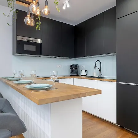 Slusarska Modern With Balcony & Parking Cracow Zablocie By Renters Prestige Apartment *