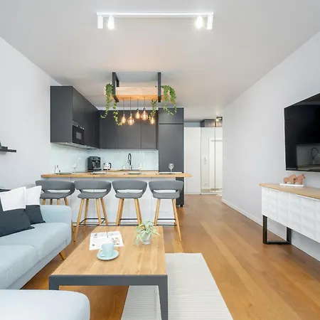 Slusarska Modern With Balcony & Parking Cracow Zablocie By Renters Prestige Apartment Krakow