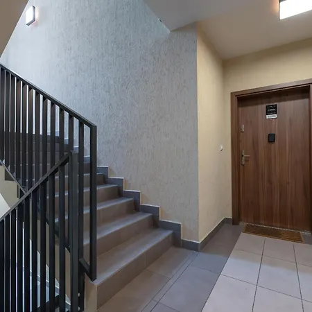 Slusarska Modern With Balcony & Parking Cracow Zablocie By Renters Prestige Apartment