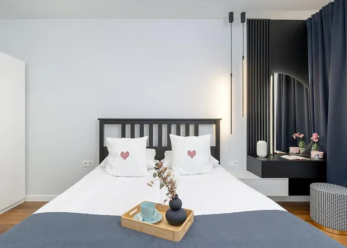 Slusarska Modern With Balcony & Parking Cracow Zablocie By Renters Prestige 公寓